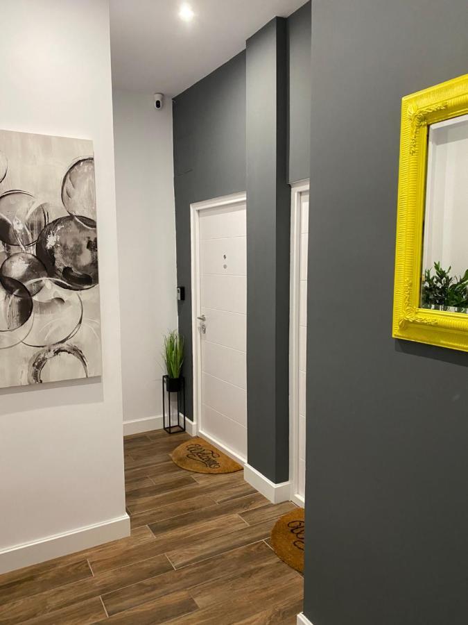 Moni Downtown Luxury Apartments Belgrad Exterior foto